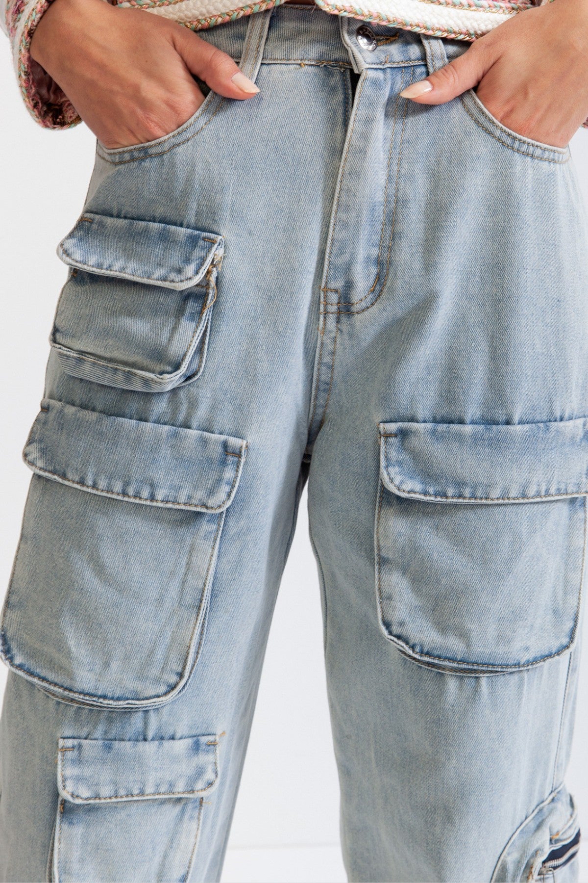 Multi Pocket High-Waisted Jeans