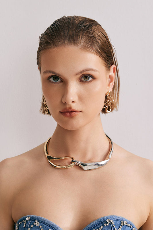 Asymmetric Gold And Silver Metal Choker Necklace