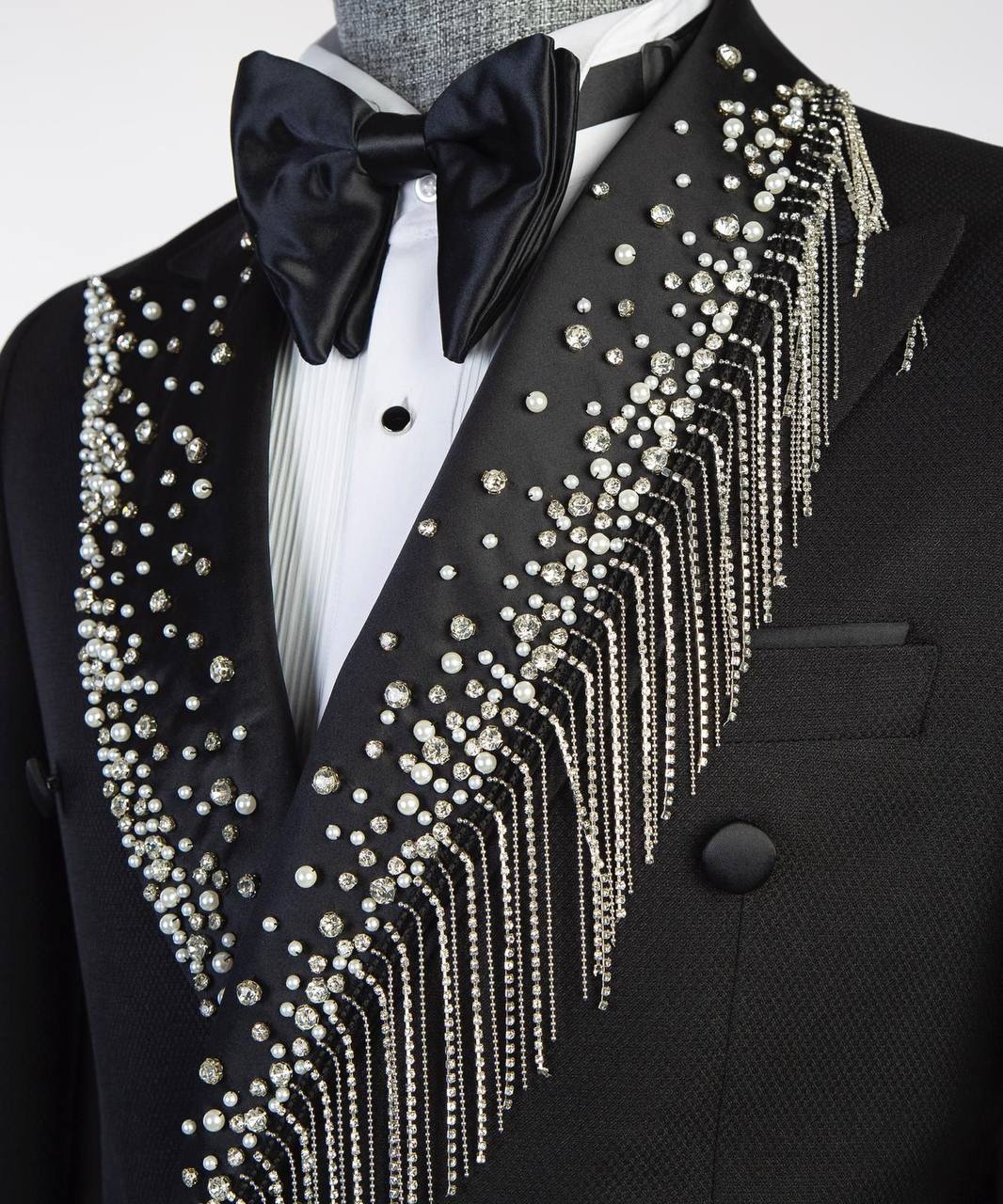 Crystal Tassel Shawl And Pearls Tuxedo Blazer